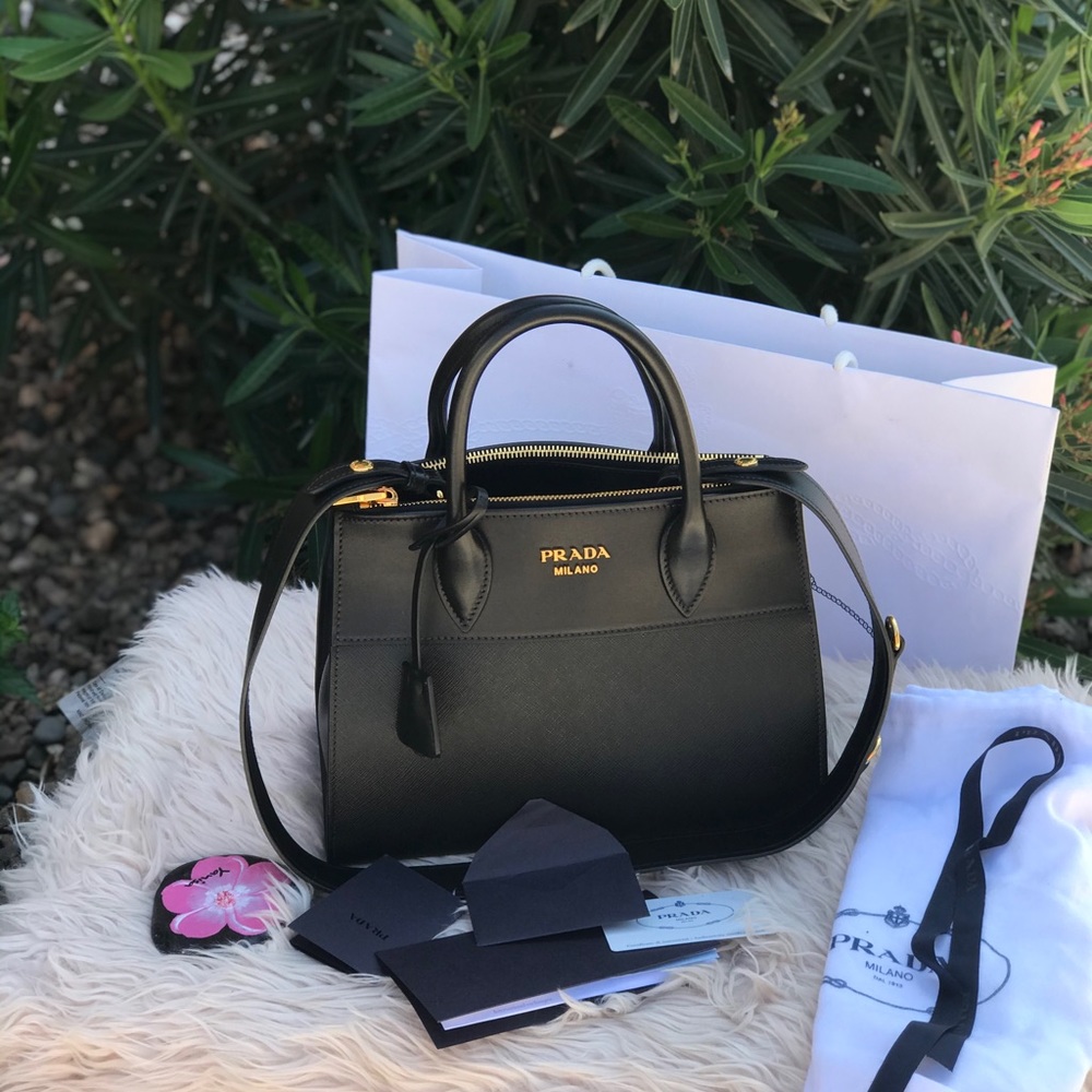 🎉2xHost Pick🆕Authentic Prada Saffiano city Nero